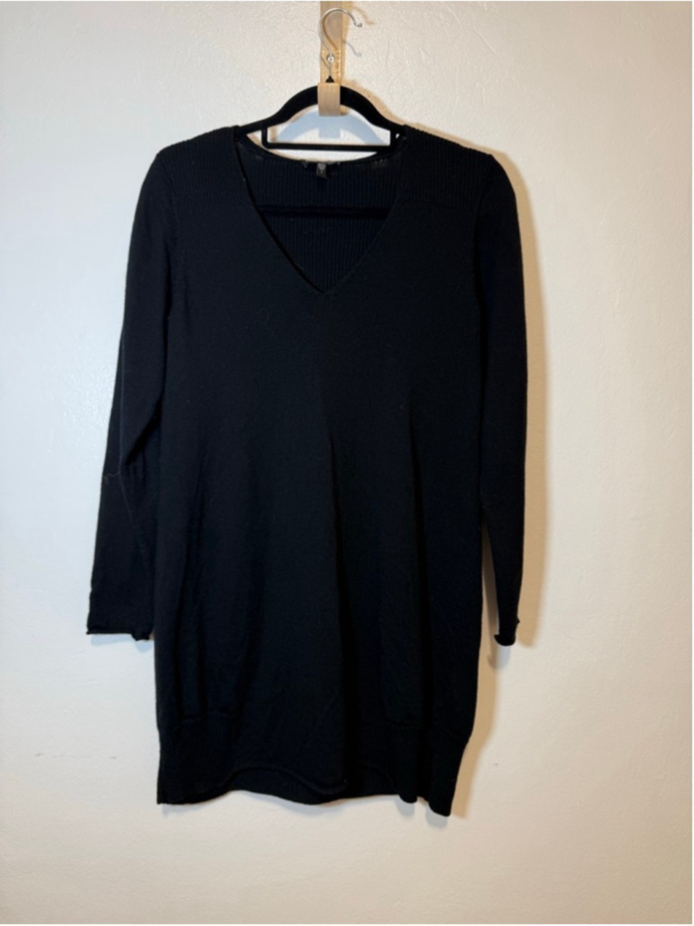 Women's Eileen Fisher Black Merino Wool V-Neck Sweater S